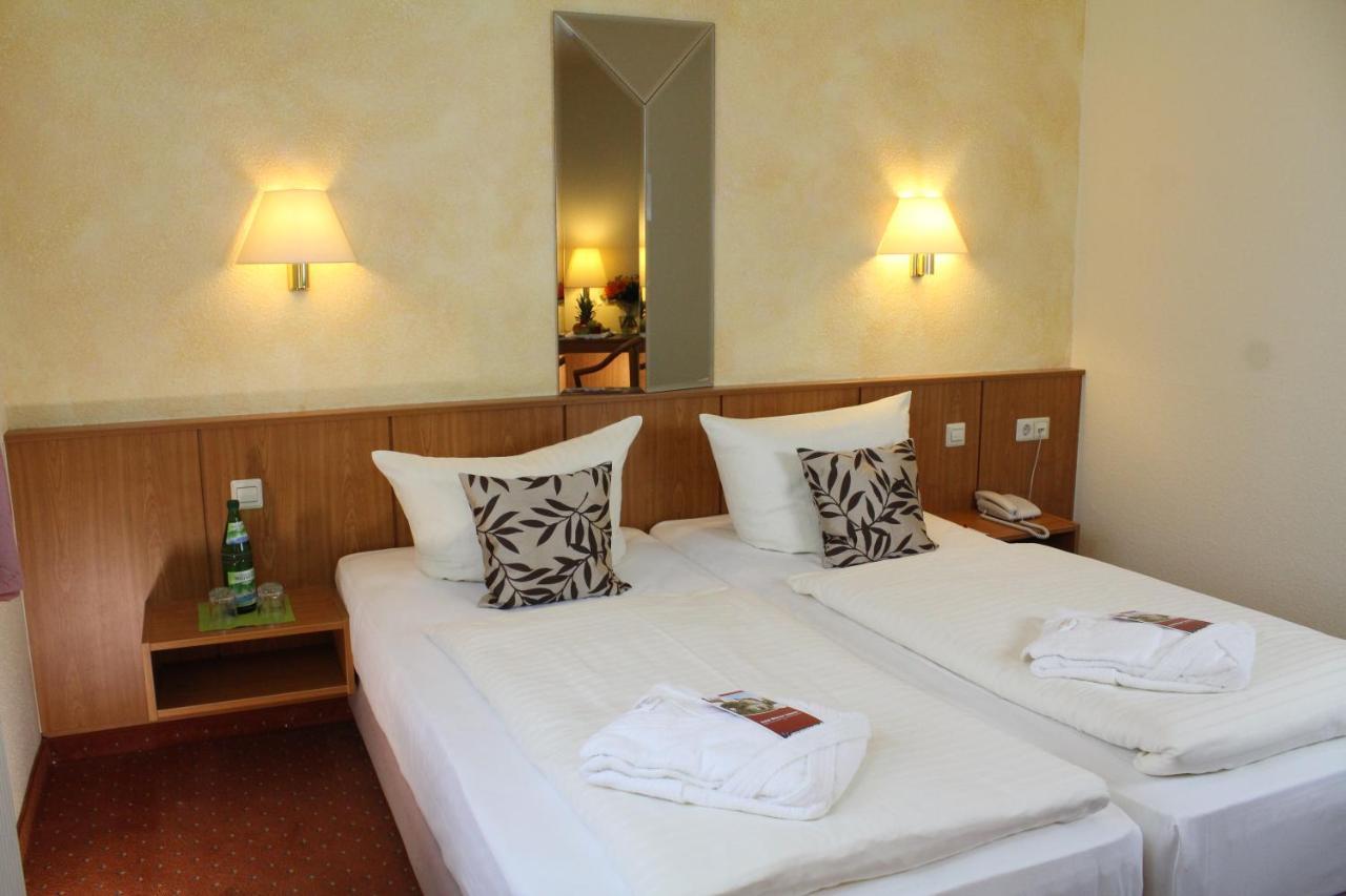 Hotel Weisser Schwan Erfurt Dış mekan fotoğraf